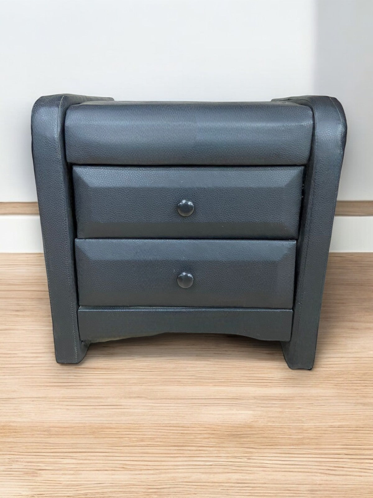 FALCON PEDESTAL WITH DRAWER