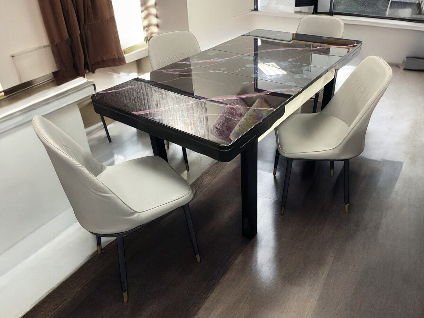 B18B 5PC DINING ROOM SUITE BLK/WHT