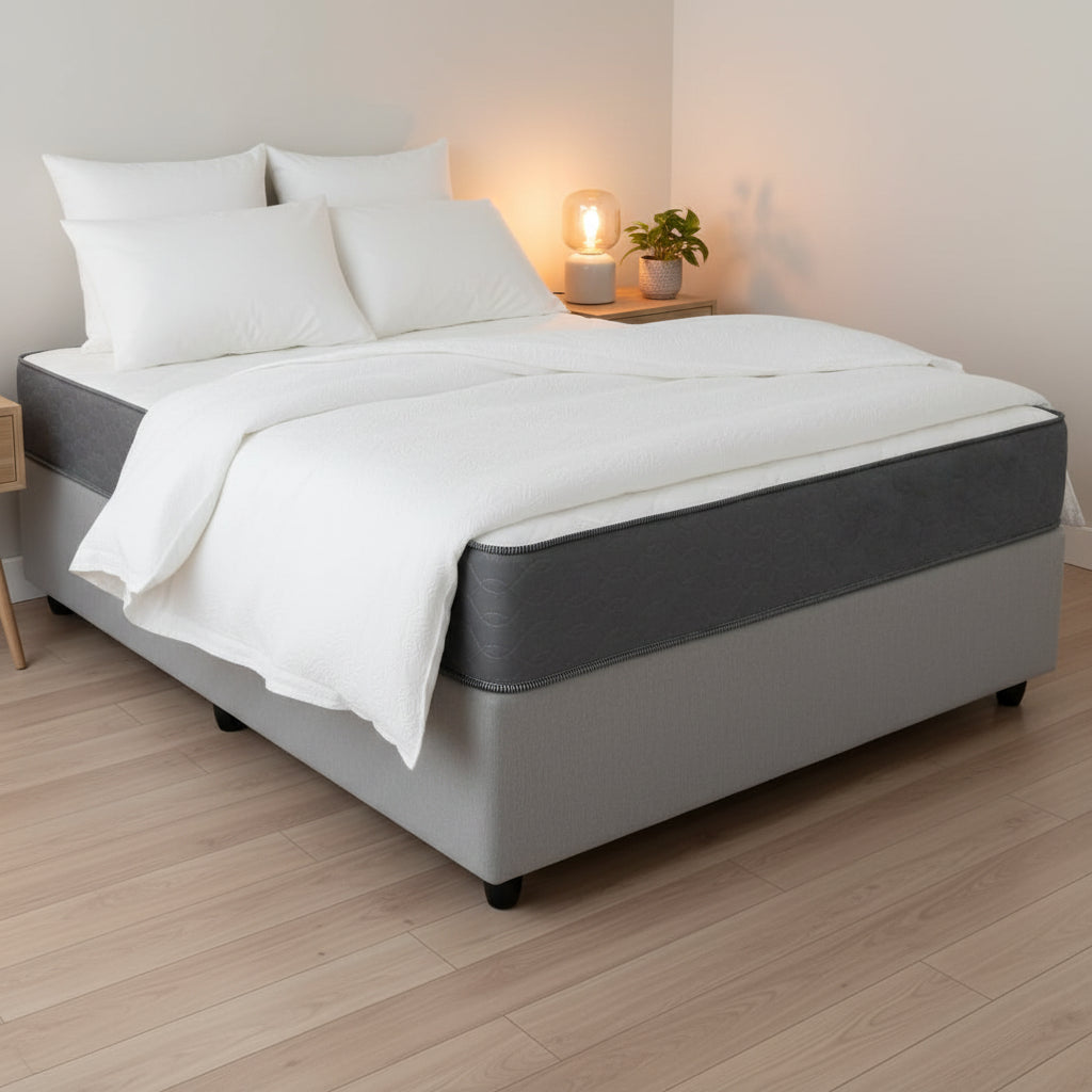 KURL IN GENEVA KING BED