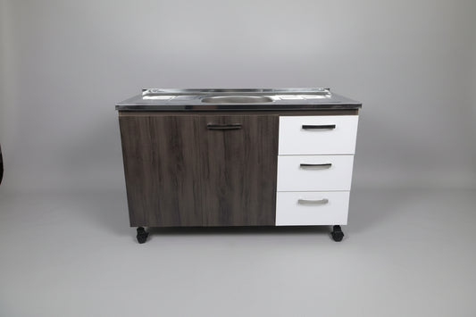 BR 580 K/B WITH SINGLE SINK NO FITTINGS