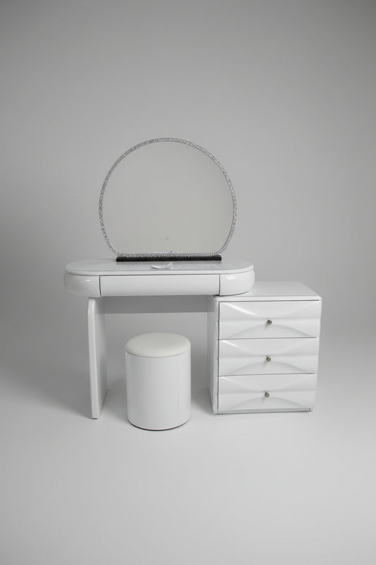 D/Table A556 - Makoya Home